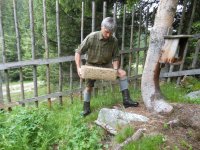 Take the block in your hands... fullprint_216_en.jpg